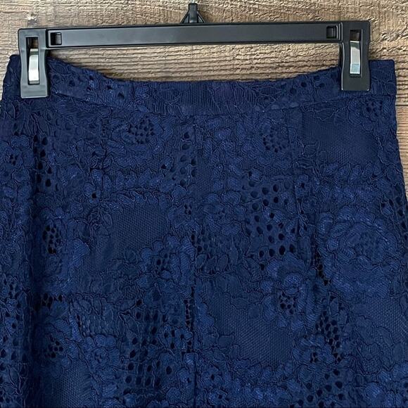 WAYF Navy Blue High Low Lace Pencil Skirt Size Small - Picture 2 of 11